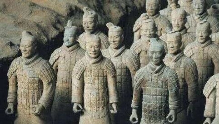 狗狗在门口玩被路过大爷撞了,9669王中王,多元化方案执行策略_终极版V12.70